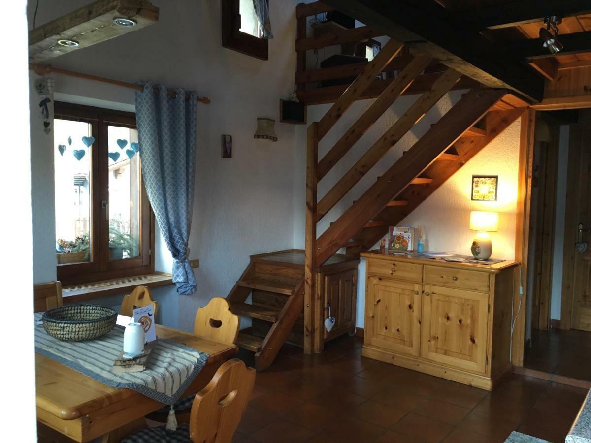 Ferienwohnung Coeur De Montagne Gignod Exterior foto